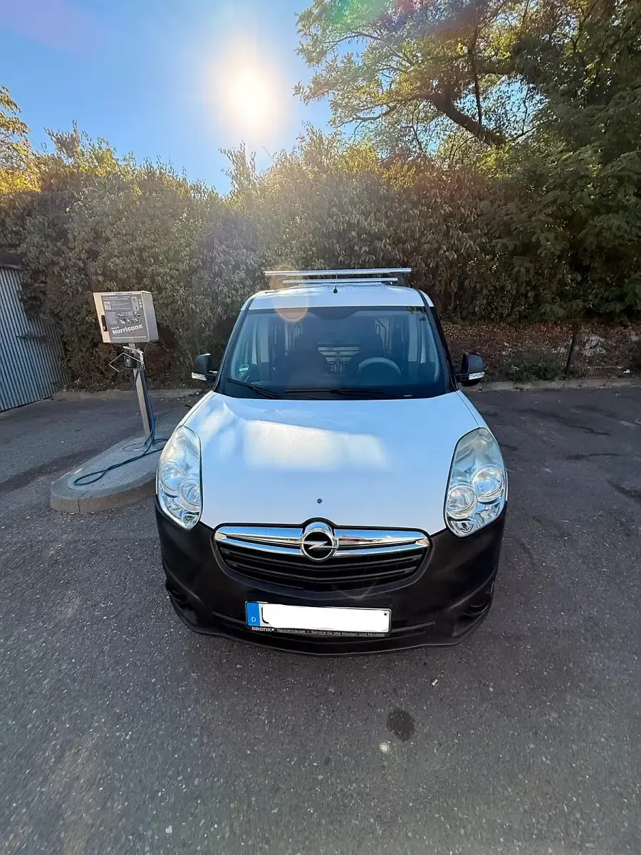 Gebraucht Opel Combo 105 PS (77 kW) 2014 Weiß Van / Kleinbus