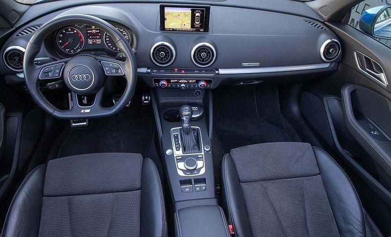 Gebraucht Audi A3 Cabriolet S-Line 150 PS (110 kW) 2019 Blau Cabrio