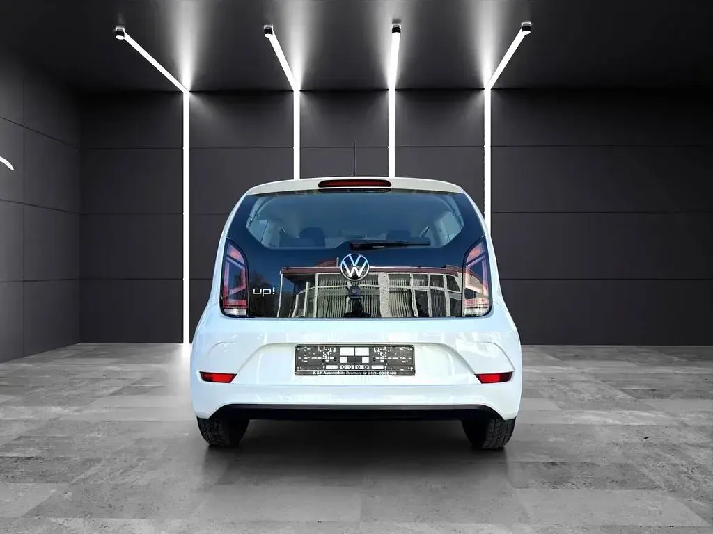 Używany VW up! Move 65 KM (47 kW) 2022 Biały Hatchback