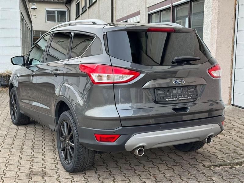 Gebraucht Ford Kuga Titanium 179 PS (131 kW) 2015 Magnetic SUV