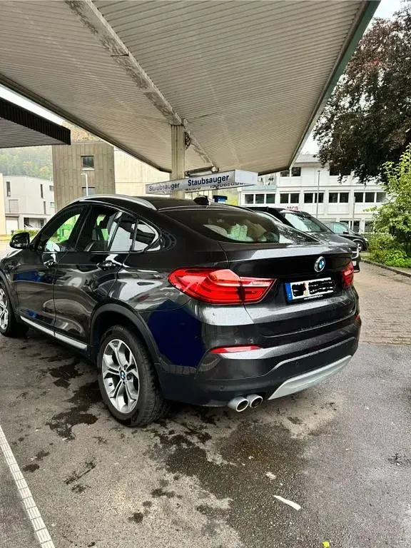 Gebraucht BMW X4 xLine 258 PS (189 kW) 2015 Grau SUV
