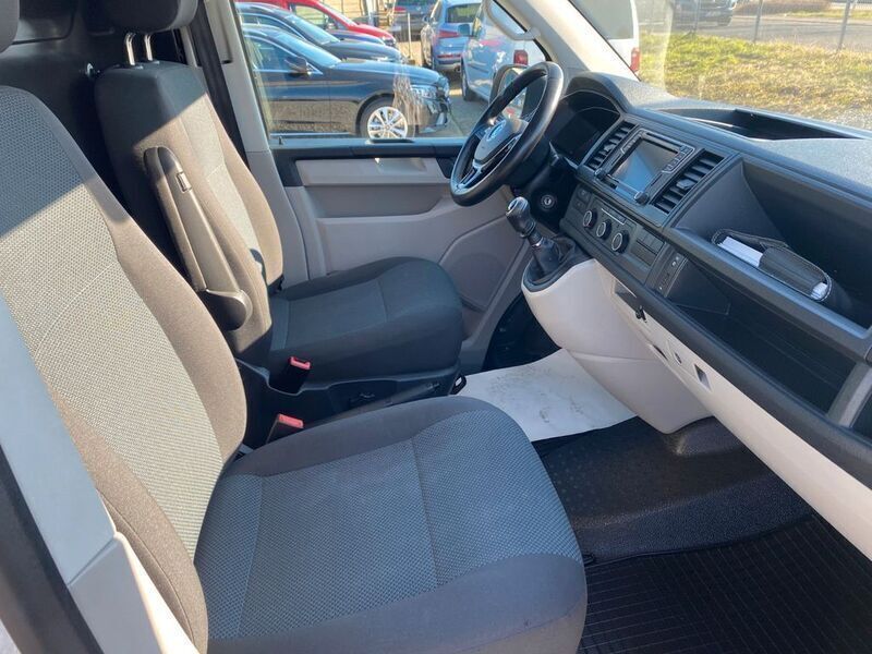 Gebraucht VW T6.1 150 PS (110 kW) 2019 Candyweiß Van