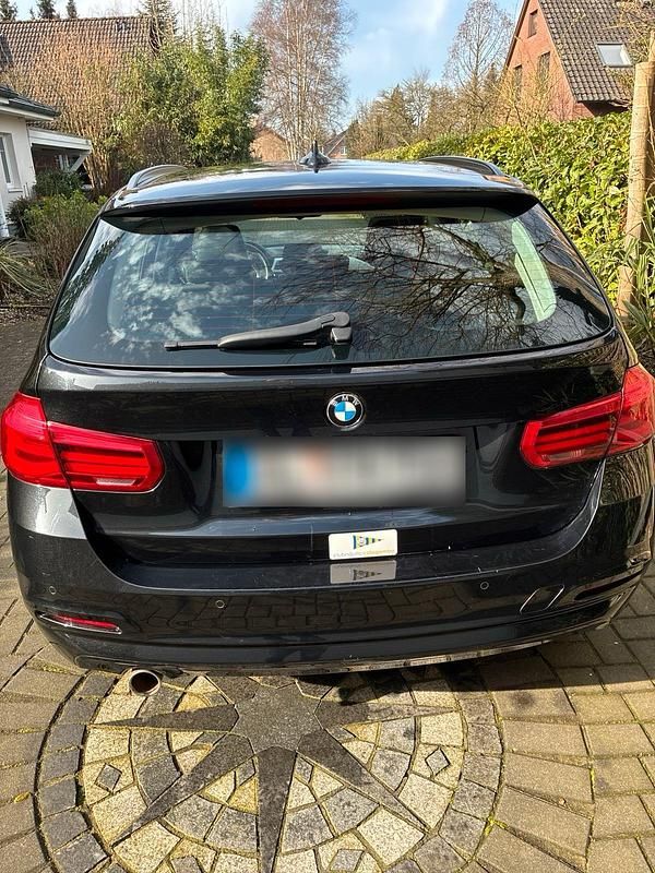 Gebraucht BMW 318 136 PS (100 kW) 2018 Kombi