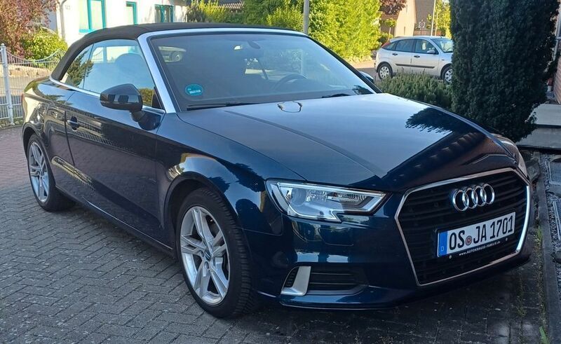 Blau Gebraucht 2017 Audi A3 Cabriolet Design Cabrio | 17.999 € (Superpreis) - Bild 1/4