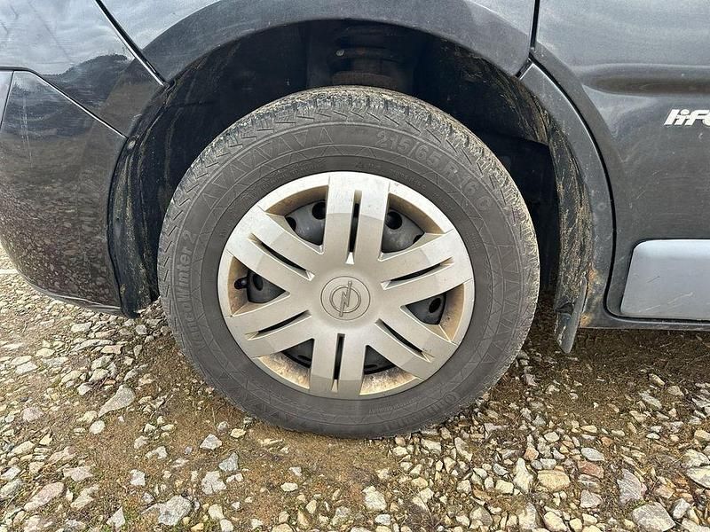 Gebraucht Opel Vivaro Cosmo 145 PS (106 kW) 2008 Schwarz Van / Kleinbus