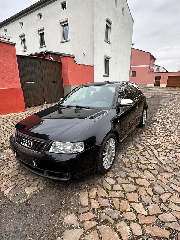 Gebraucht Audi S3 210 PS (154 kW) 2001 Schwarz Kleinwagen