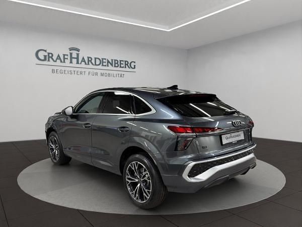 Neu Audi Q3 Sportback Ambiente 272 PS (200 kW) 2025 Grau (daytonagrau perleffekt) SUV