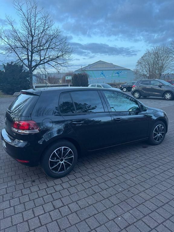 Gebraucht VW Golf VI Highline 122 PS (89 kW) 2010 Schwarz Kleinwagen