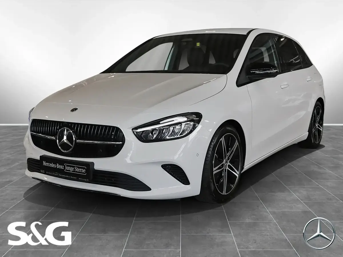 Używany Mercedes B200 Progressive 163 KM (119 kW) 2025 Minivan