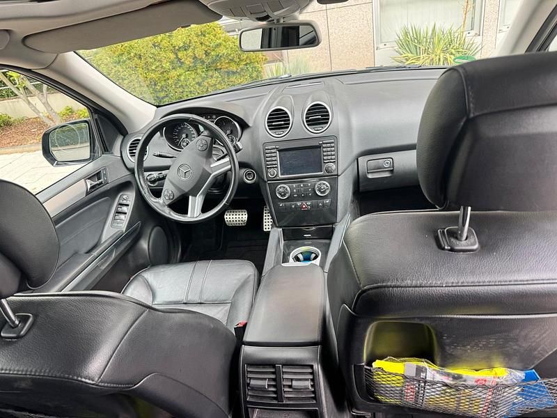 Gebraucht Mercedes ML350 224 PS (164 kW) 2009 Schwarz SUV
