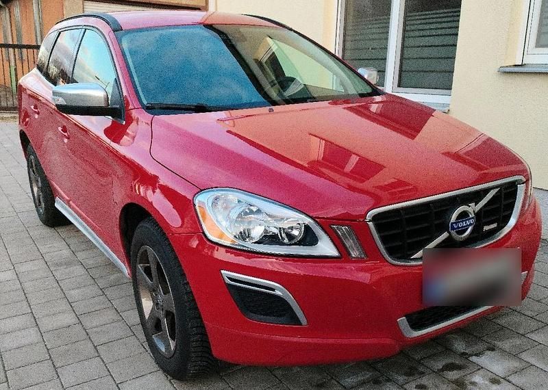 Gebraucht Volvo XC60 163 PS (119 kW) 2012 Rot SUV