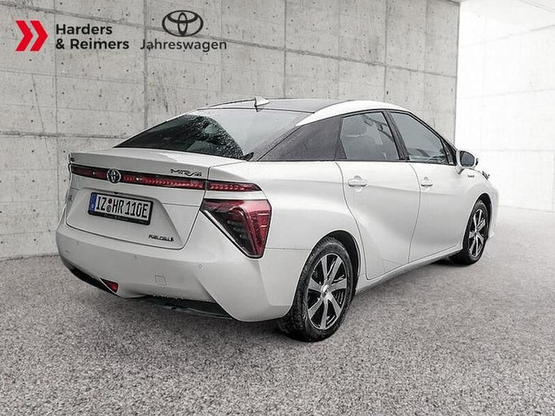 Gebraucht Toyota Mirai 154 PS (113 kW) 2017 Weiss Limousine
