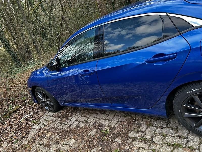 Gebraucht Honda Civic Elegance 126 PS (92 kW) 2021 Blau Limousine