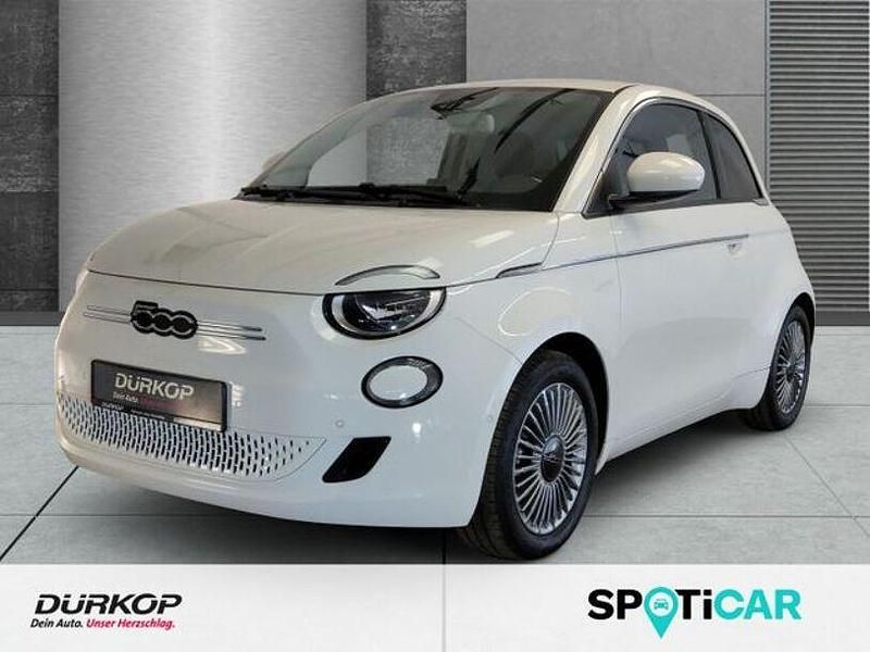 Colore esterno (arktis weiß) Gebraucht 2023 Fiat 500e Basis Kleinwagen | 27.490 € (Teuer) - Bild 1/4
