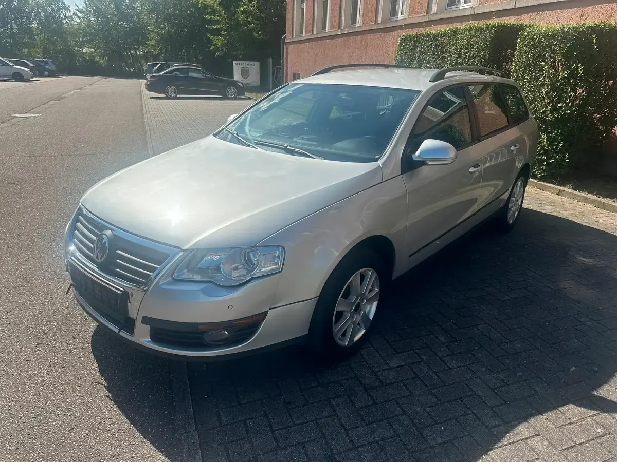 Gebraucht VW Passat 140 PS (102 kW) 2006 Silber Kombi