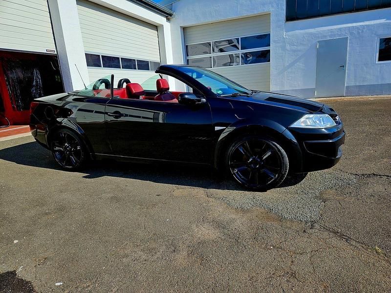 Gebraucht Renault Mégane Cabriolet 112 PS (82 kW) 2006 Schwarz Cabrio