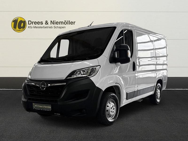 Weiß Gebraucht 2023 Opel Movano Van | 21.990 € (Superpreis) - Bild 1/4