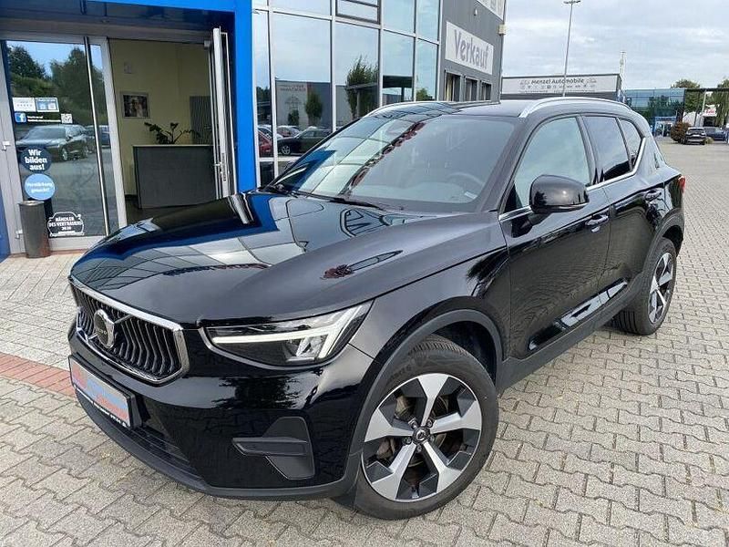 Gebraucht Volvo XC40 Plus 163 PS (119 kW) 2023 Schwarz SUV