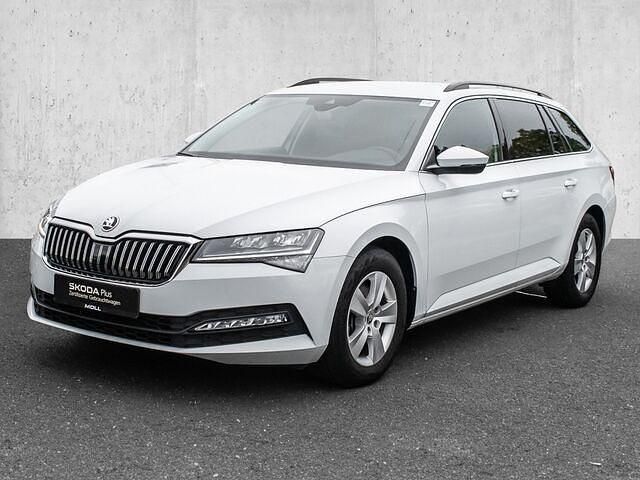 Gebraucht Skoda Superb Ambition 150 PS (110 kW) 2024 Moonweiß perleffekt (metallic) Kombi