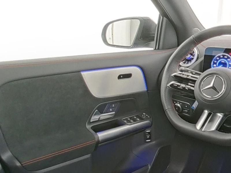 Gebraucht Mercedes EQA300 AMG 167 kW (228 PS) 2025 Spektralblau metallic SUV