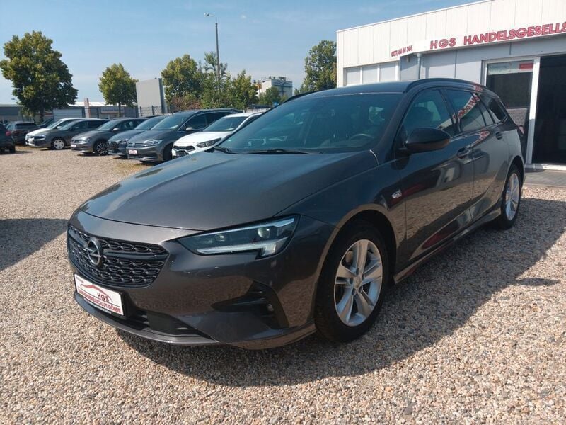 Mondstein grau/e:vulkan grau Gebraucht 2022 Opel Insignia Ultimate Kombi | 22.800 € (Fairer Preis) - Bild 1/4