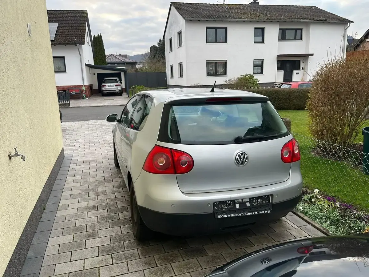 Gebraucht VW Golf VI 80 PS (58 kW) 2008 Silber Kleinwagen