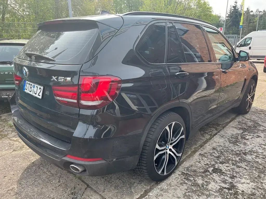 Gebraucht BMW X5 Performance 258 PS (189 kW) 2015 Schwarz SUV