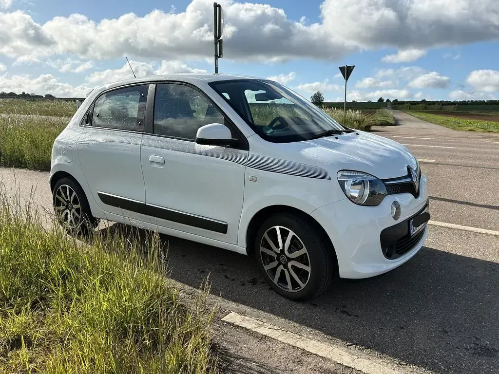 Occasion Renault Twingo Luxe 90 ch (66 kW) 2015 Blanc Citadine
