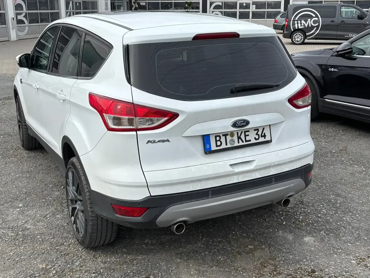 Usado Ford Kuga 179 HP (131 kW) 2016 Branco SUV