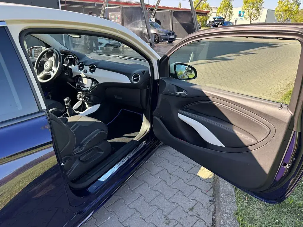 Używany Opel Adam Slam 101 KM (74 kW) 2014 Niebieski Hatchback