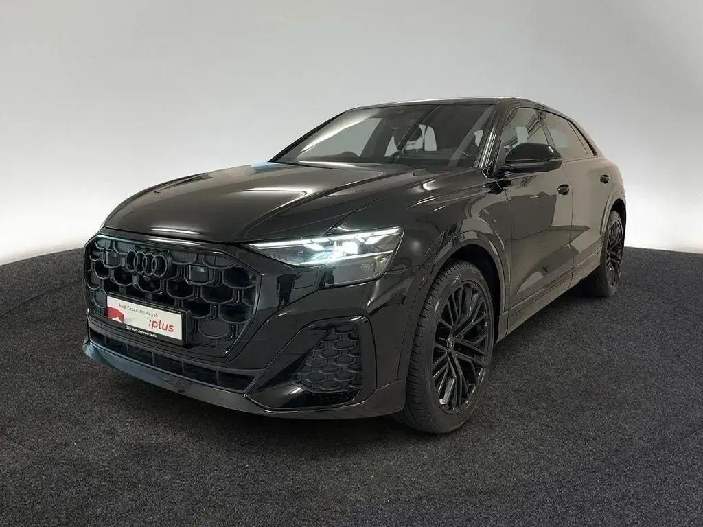 Gebraucht Audi Q8 Ambiente 286 PS (210 kW) 2024 Mythosschwarz metallic SUV