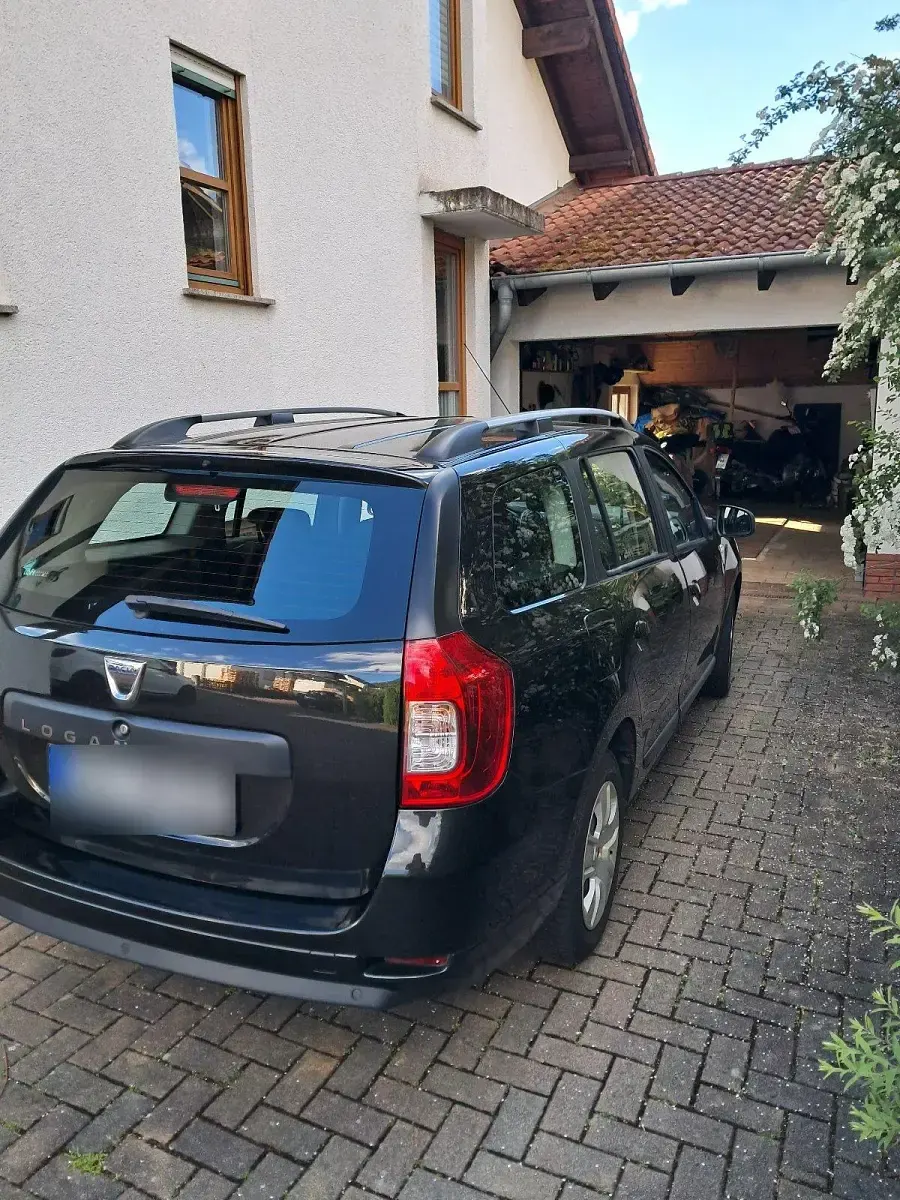 Gebraucht Dacia Logan MCV Comfort 90 PS (66 kW) 2018 Schwarz Kombi