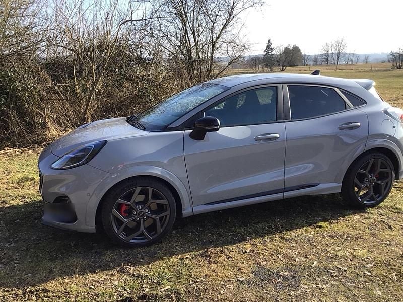 Gebraucht Ford Puma ST 200 PS (147 kW) 2024 Grau SUV