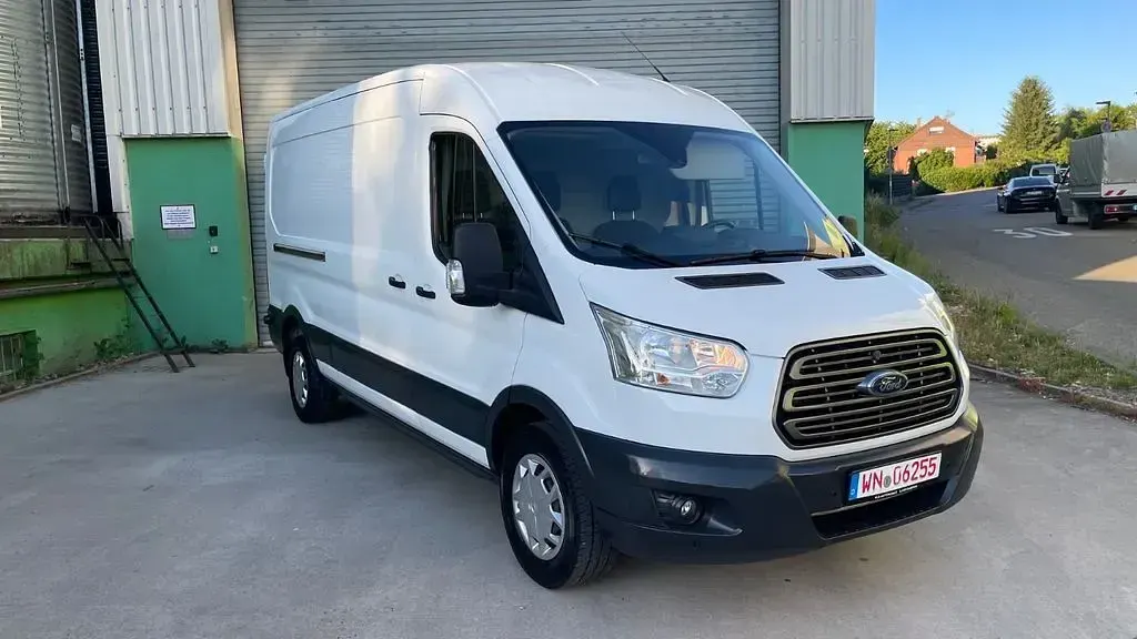 Gebraucht Ford Transit Trend 170 PS (125 kW) 2019 Weiß Van / Kleinbus