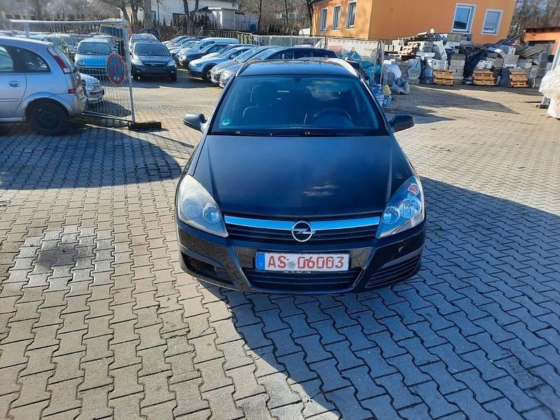 Schwarz Gebraucht 2006 Opel Astra Edition Limousine | 2.490 € (Guter Preis) - Bild 1/4