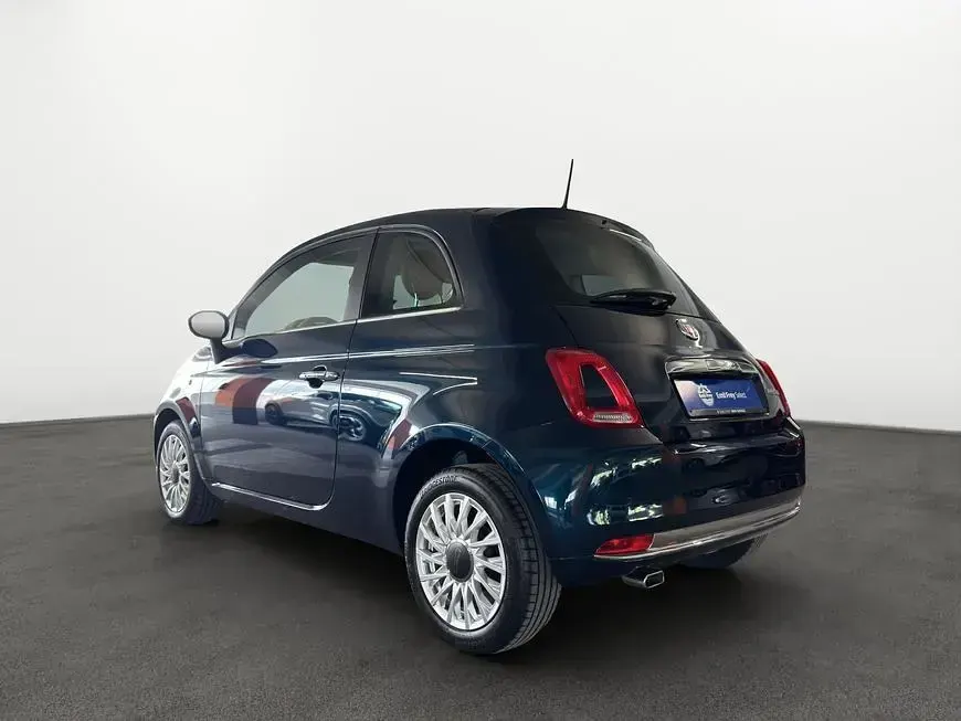 Gebraucht Fiat 500 Dolcevita 69 PS (50 kW) 2024 Dipinto di blu blau metallic Limousine