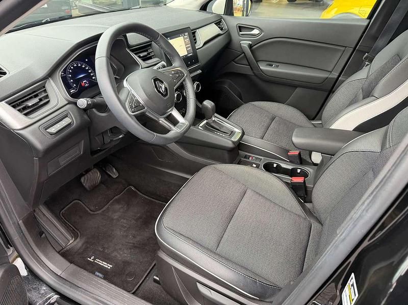 Gebraucht Renault Captur Intens 140 PS (102 kW) 2022 Schwarz gne + weiss qnw SUV