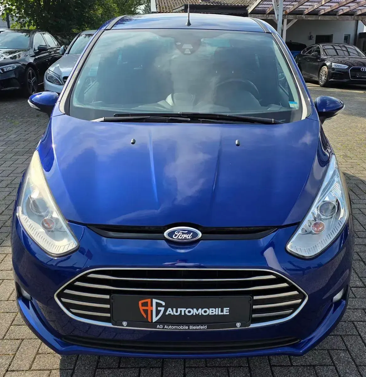 Gebraucht Ford B-MAX Individual 105 PS (77 kW) 2014 Blau Van / Kleinbus