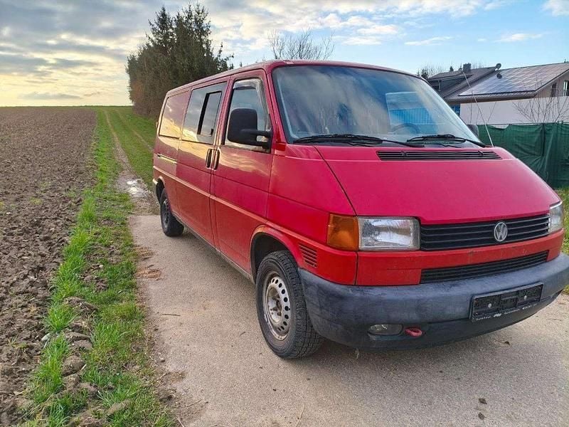 Rot Gebraucht 2002 VW T4 Van | 2.600 € (Guter Preis) - Bild 1/4