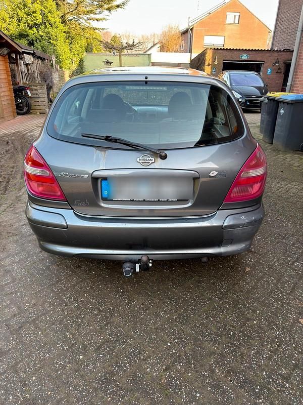 Gebraucht Nissan Almera 90 PS (66 kW) 2002 Grau Limousine