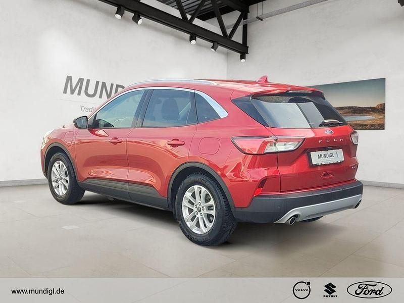Gebraucht Ford Kuga Titanium 152 PS (111 kW) 2021 Rot SUV