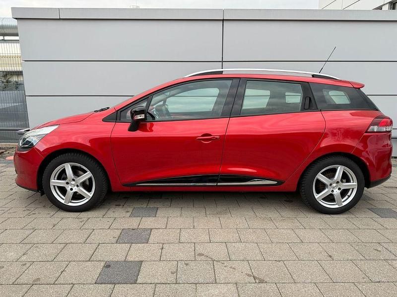 Gebraucht Renault Clio IV Luxe 90 PS (66 kW) 2013 Rot Limousine