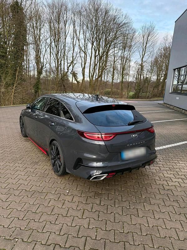 Gebraucht Kia ProCeed GT 204 PS (150 kW) 2019 Grau Kombi