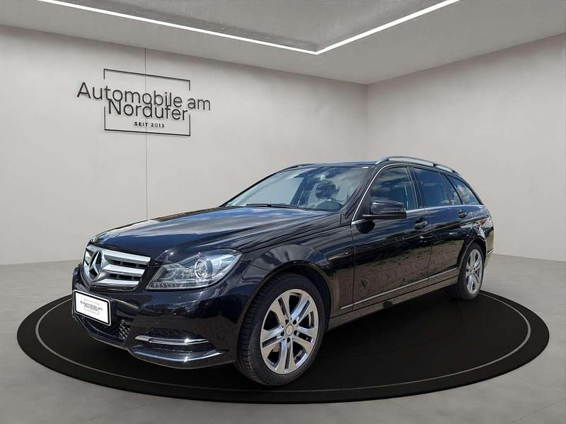 Obsidianschwarz Gebraucht 2014 Mercedes C180 Avantgarde Kombi | 14.790 € (Fairer Preis) - Bild 1/4