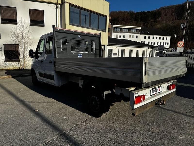 Second-hand Renault Master 131 CP (96 kW) 2019 Alb Berlinǎ