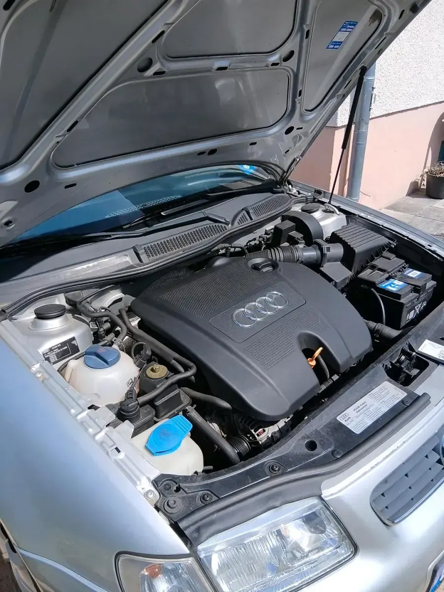 Brugt Audi A3 100 HK (73 kW) 2000 Grå Hatchback