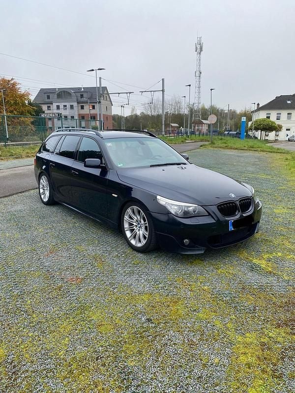 Schwarz Gebraucht 2008 BMW 525 M Sport Kombi | 4.000 € (Guter Preis) - Bild 1/4