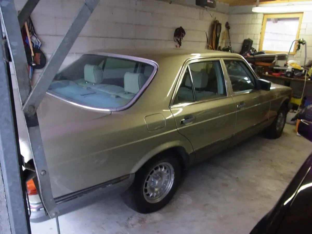 Gebraucht Mercedes 380 1985 Grün Limousine