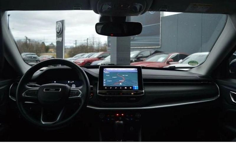 Gebraucht Jeep Compass 130 PS (95 kW) 2022 Silber SUV