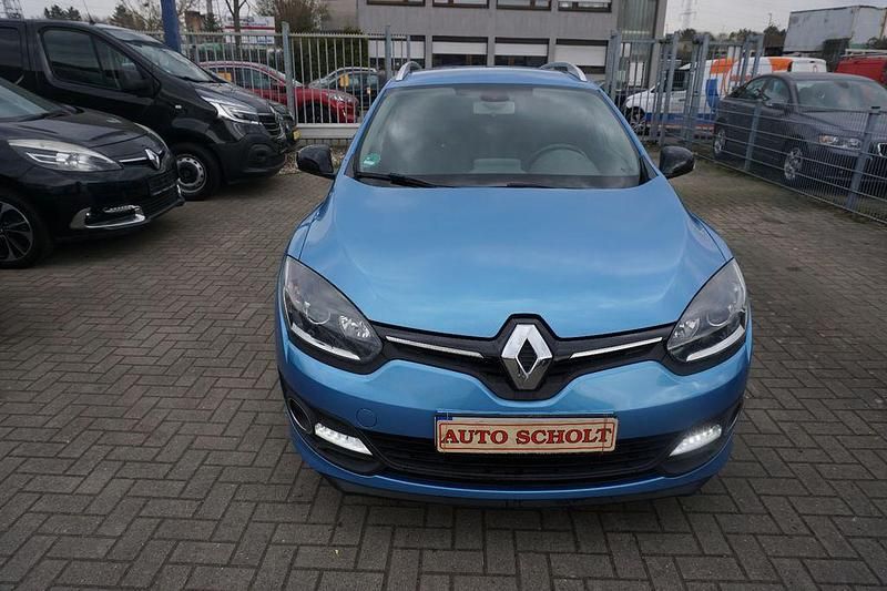 Gebraucht Renault Mégane III LIMITED 110 PS (80 kW) 2015 Blau Limousine